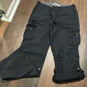 Old navy black cargo pants  full length or roll them up for capris